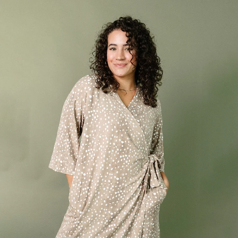 Women's Everyday Robe - Fawn Soft Lace Robe