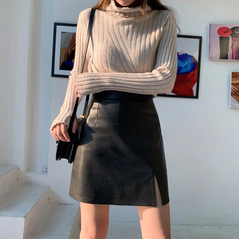 Amy Fashion - New A- line Slit Leather Skirt